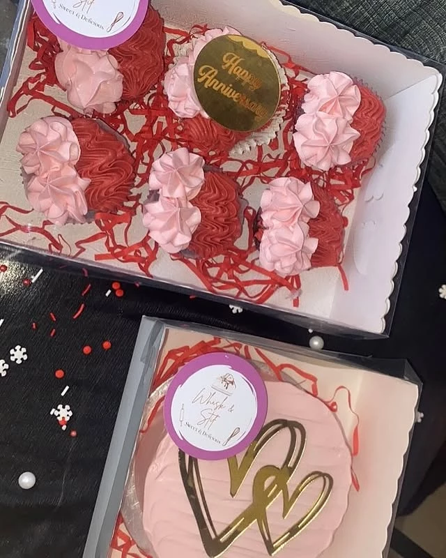 Anniversary bento box with 'Happy Anniversary Sincere wishes' message for romantic moments - Anniversary Gifts Karachi By Whisk And Sift
